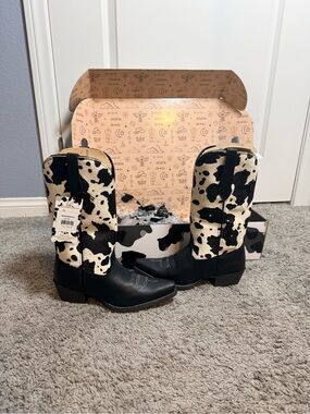Montana West Black and White Cowhide Western Boots